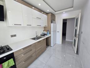 شقة غرفتين وصالة داخل مجمع سكني عائلي كامل الخدمات YASEMIN EVLERI KAVAKLI