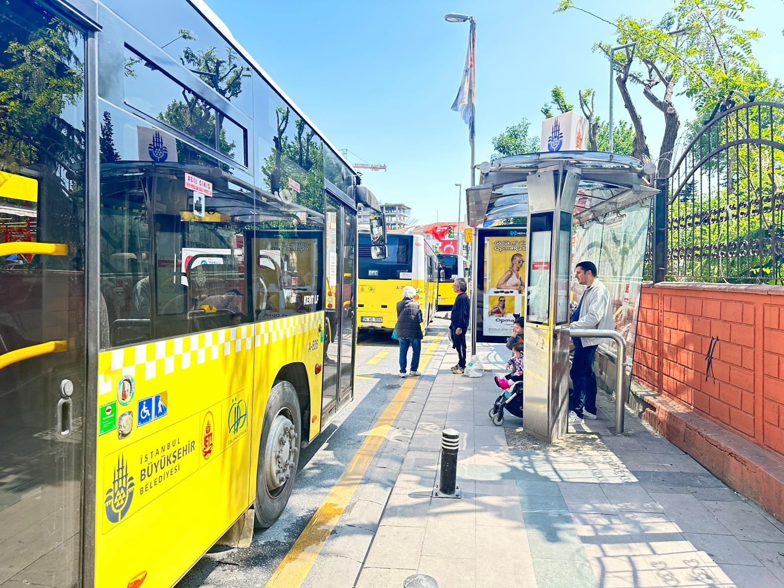 شقة غرفتين وصالة مع حديقة للايجار السنوي بالقرب istanbul aydin uni ومحطة المتروباص